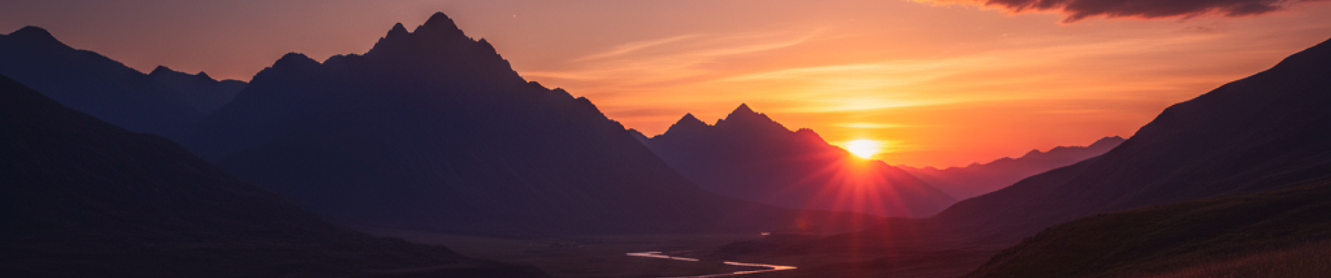 Holiday Factory Premium Hero